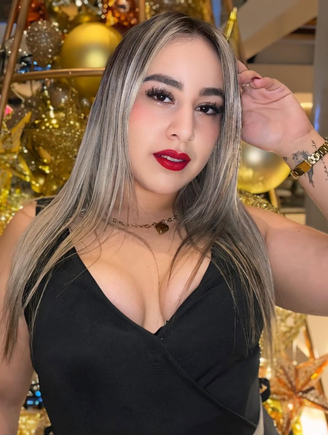 SOLANGE ANAHÍ: UNA VOZ QUE TRIUNFA Y EVOLUCIONA