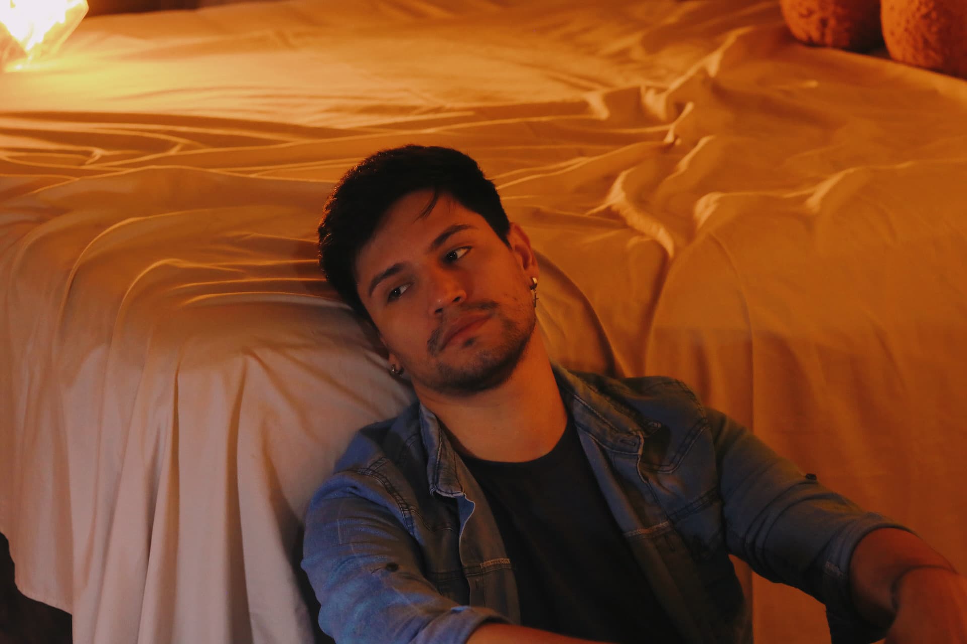 Crinssi estrena videoclip de “No te vayas”: R&B y Soul desde Paraguay